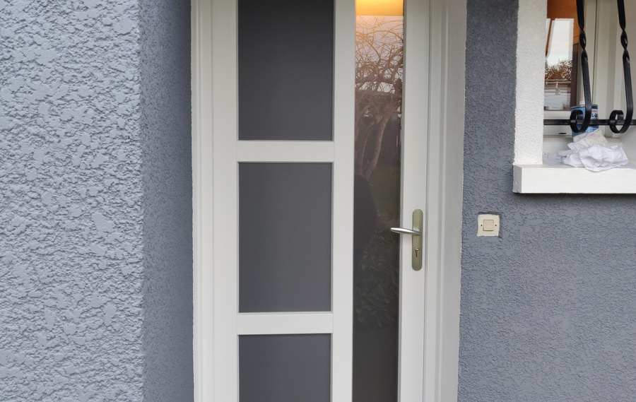 Notre gamme de portes d'entrée en PVC CLASSIQUE et PVC CONTEMPORAINE à LILLE